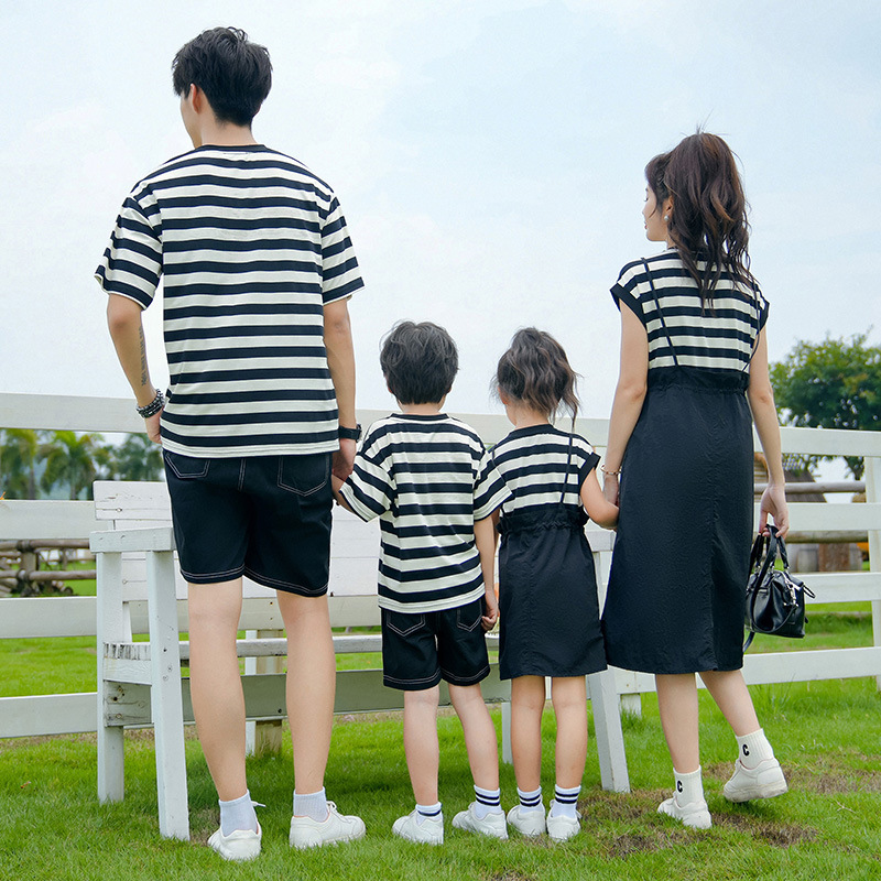 Family Couple Matching Clothes - Summer Clothing Looks のレビューと価格